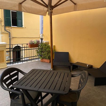 Hotel Pino Lerici Exterior photo