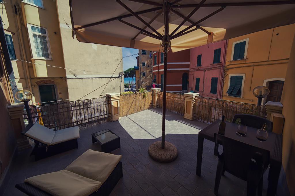 Hotel Pino Lerici Exterior photo
