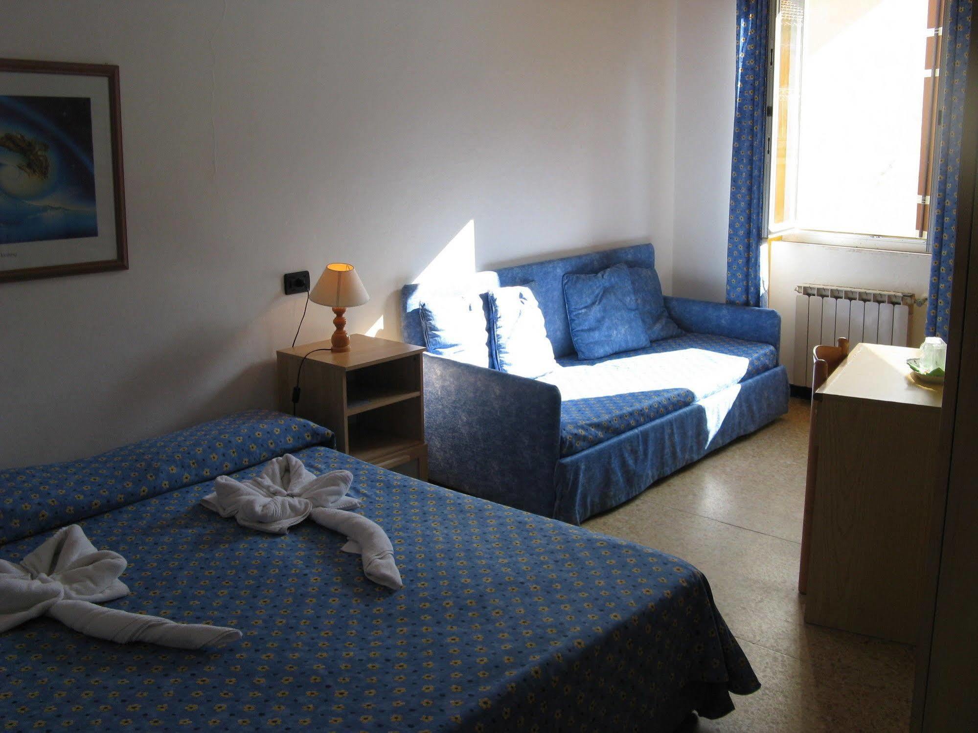 Hotel Pino Lerici Exterior photo